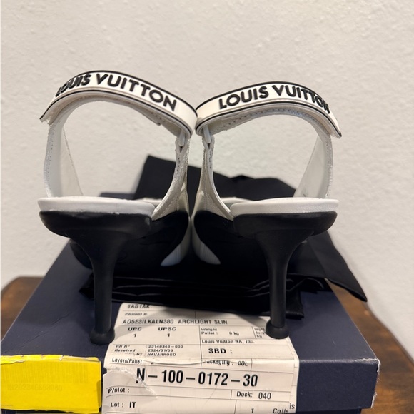 *AUTHENTIC* Louis Vuitton Archlight Slingback Pump - Picture 3 of 9